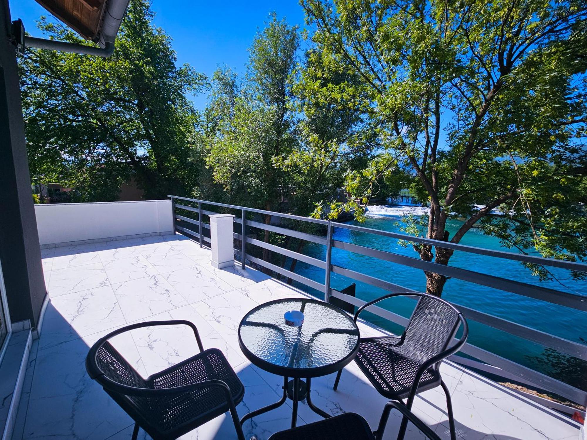 Apartment Bijela Ladja Bihać Extérieur photo